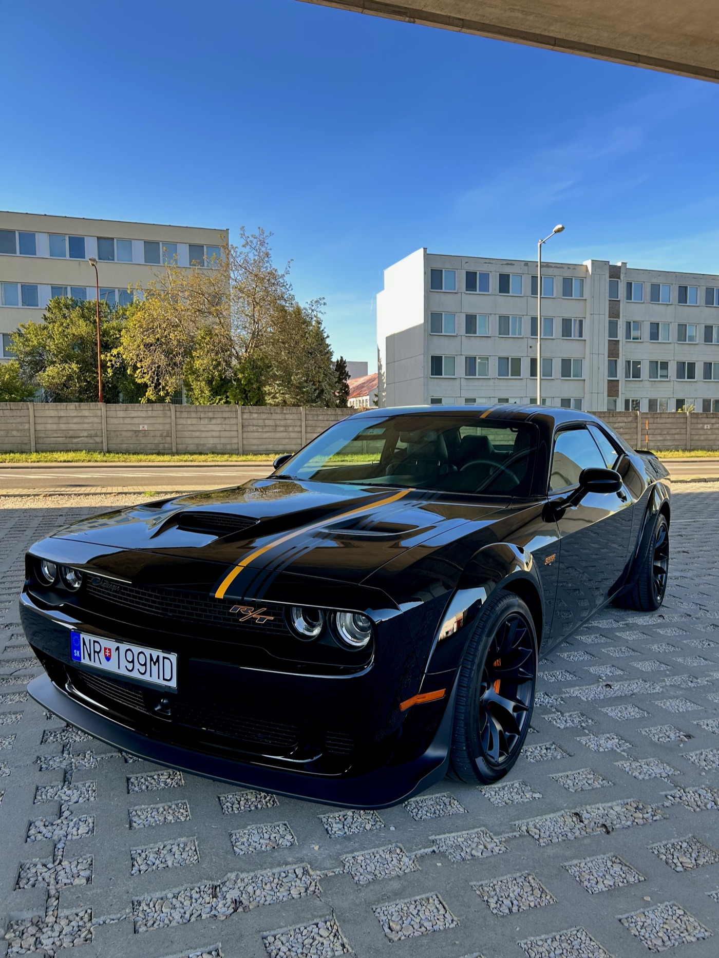 Dodge Challenger R/T Scat Pack Widebody na prenájom — Nitra 3