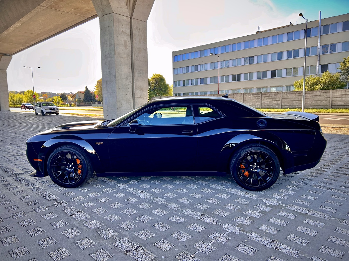 Dodge Challenger R/T Scat Pack Widebody na prenájom — Nitra 6